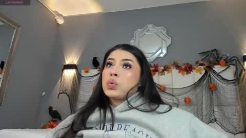 Snapshot of samanthaa_22_ chatting on October 21, 11:44 am Samanthaa online show from October 21, 11:44 am