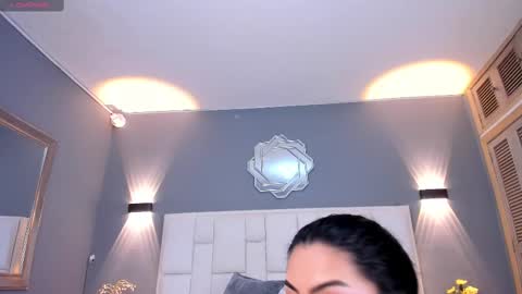 Snapshot of samanthaa_22_ chatting on November 8, 11:43 am Samanthaa online show from November 8, 11:43 am