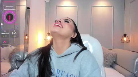 Snapshot of samanthaa_22_ chatting on November 29, 11:57 am Samanthaa online show from November 29, 11:57 am