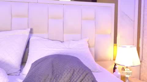 Snapshot of samanthaa_sm chatting on November 28, 11:46 am samanthaa_sm online show from November 28, 11:46 am