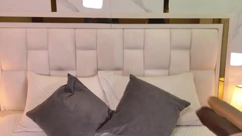 Snapshot of samanthaa_sm chatting on December 14, 11:37 am samanthaa_sm online show from December 14, 11:37 am