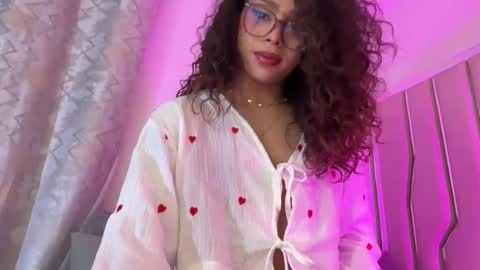 Samantha Bernardo online show from March 19, 4:16 am