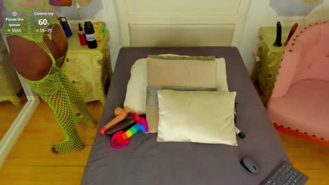 Snapshot of samanthabrown69 chatting on January 14, 3:32 am Samantha online show from January 14, 3:32 am