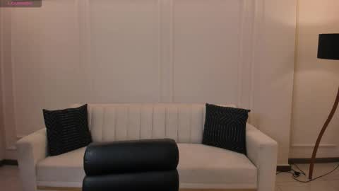 samanthaconnorx online show from September 19, 2:57 am