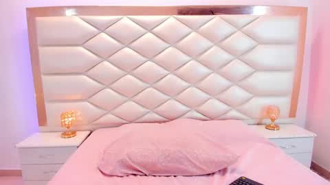 Sweet Samantha   online show from February 25, 11:00 pm