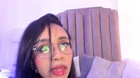 Samantha online show from January 19, 8:51 pm