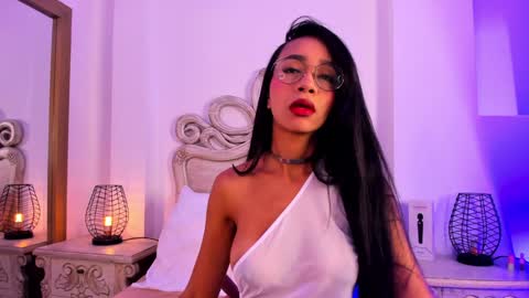 Samantha online show from January 25, 11:44 am