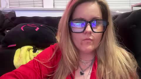 samanthafever online show from May 18, 7:58 am