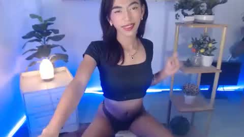 samantha online show from March 10, 11:48 am