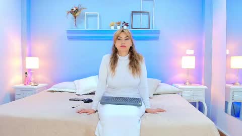 Samanta online show from February 11, 1:31 am