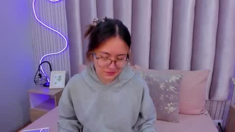 Alejandra  online show from November 15, 11:51 am