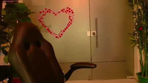 Samantha  online show from April 19, 5:18 am