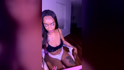 samanthaporsha online show from April 18, 10:52 am