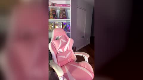 Snapshot of samanthaporsha chatting on June 23, 2:31 am samanthaporsha online show from June 23, 2:31 am