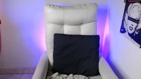 Samantha online show from January 23, 7:51 pm