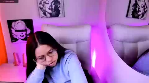 Samantha online show from March 25, 3:29 pm