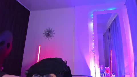 Sam online show from February 4, 9:42 pm