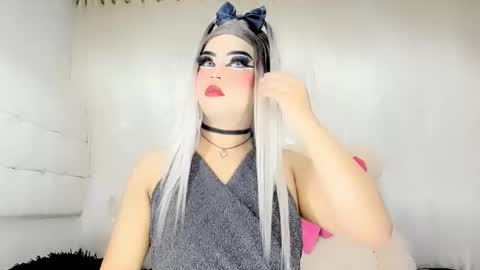 Snapshot of samanthax_xissadora1 chatting on February 17, 11:13 am samanthax_xissadora1 online show from February 17, 11:13 am