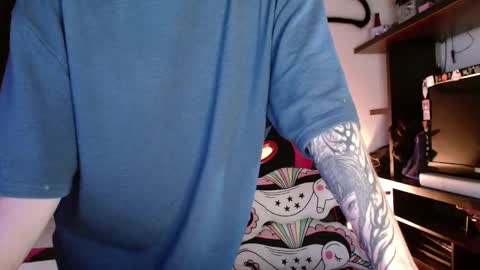 Snapshot of samantx chatting on January 5, 7:39 pm lil sam online show from January 5, 7:39 pm