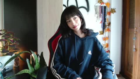 Snapshot of samantx chatting on February 13, 6:05 pm lil sam online show from February 13, 6:05 pm