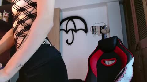 Snapshot of samantx chatting on February 27, 11:26 pm lil sam online show from February 27, 11:26 pm