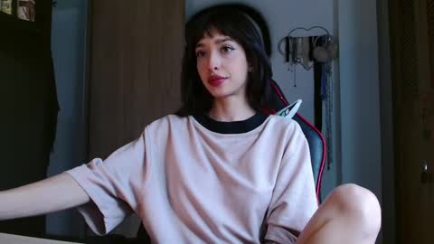 Snapshot of samantx chatting on March 8, 7:20 pm lil sam online show from March 8, 7:20 pm