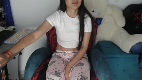 samara online show from January 15, 1:37 pm