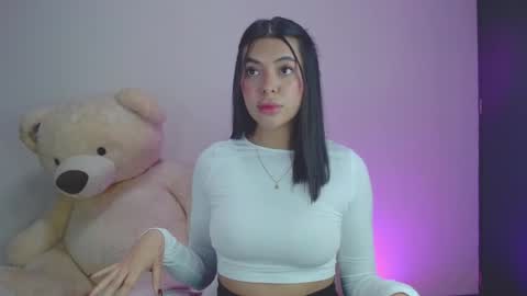 Snapshot of samara_lam chatting on January 15, 2:16 am Sammy online show from January 15, 2:16 am