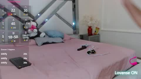 Snapshot of samara_selene chatting on November 21, 7:45 pm SAMARA online show from November 21, 7:45 pm