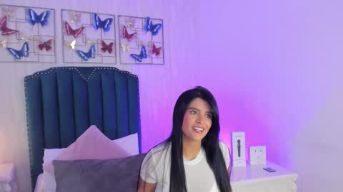 Samara Warren online show from February 11, 11:26 am