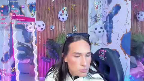 sam online show from June 25, 2:33 am