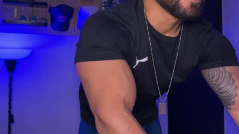 Sam Dornan online show from April 16, 2:23 am