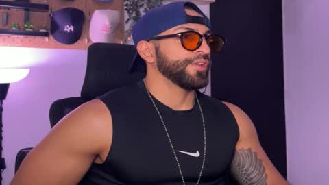 Sam Dornan online show from April 21, 1:53 am