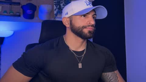 Sam Dornan online show from April 22, 2:25 am