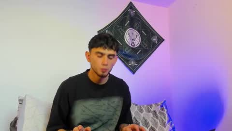 samevansx online show from February 10, 1:37 pm