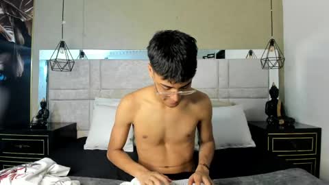 Samfrrost online show from April 24, 2:19 pm