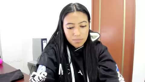 sami_cutte online show from December 20, 4:14 pm