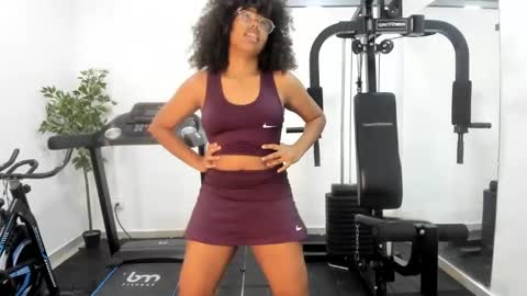 Snapshot of samie_mury chatting on November 9, 4:00 am Samie Mury online show from November 9, 4:00 am