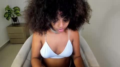 Snapshot of samie_mury chatting on November 14, 4:22 am Samie Mury online show from November 14, 4:22 am