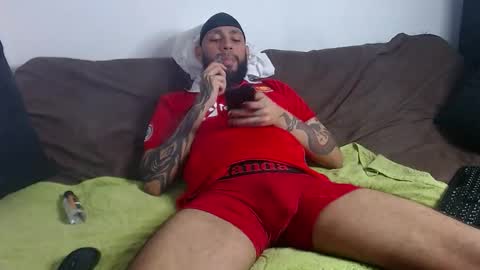 samir_music_ online show from March 2, 11:44 pm