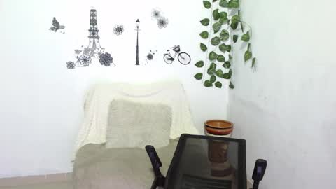 SAMIRA online show from January 5, 12:20 am