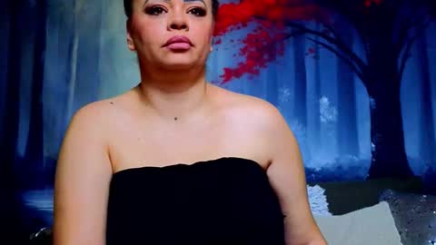     online show from February 8, 8:56 pm