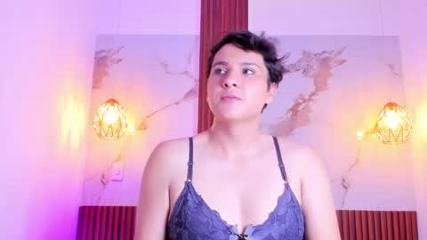 Snapshot of samlopez1 chatting on November 9, 3:05 am Sam online show from November 9, 3:05 am