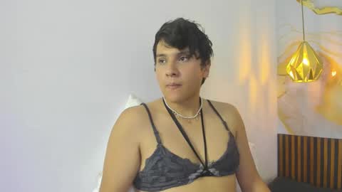 Snapshot of samlopez1 chatting on November 23, 2:00 am Sam online show from November 23, 2:00 am