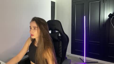 Snapshot of samlure1 chatting on April 10, 12:49 am SamLure1 online show from April 10, 12:49 am