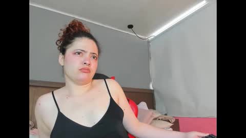 Snapshot of samluxuri chatting on October 13, 7:03 pm Sam online show from October 13, 7:03 pm