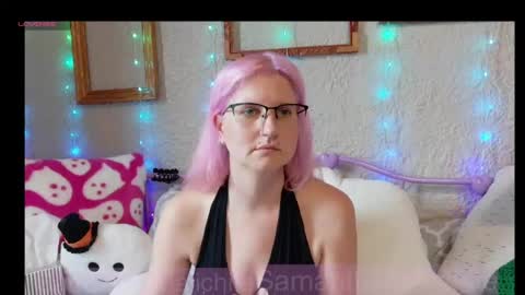 Snapshot of sammiesin13 chatting on June 26, 1:26 pm Samantha online show from June 26, 1:26 pm