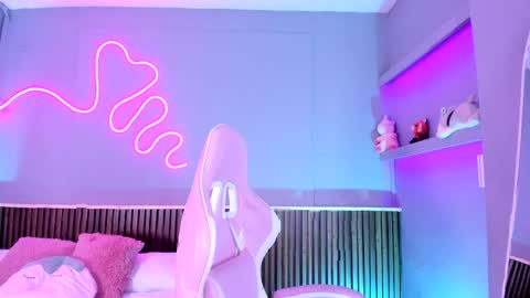 Sammy Rose online show from April 20, 8:10 pm