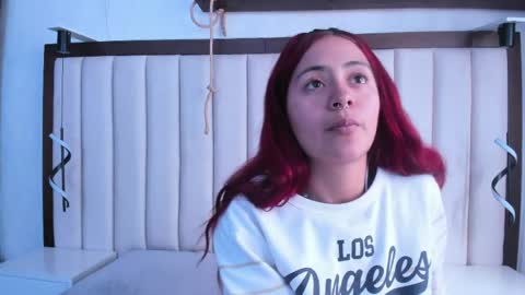 sammy_ela online show from April 6, 7:04 pm