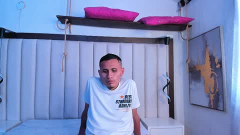 sammy_ela online show from April 8, 7:58 pm